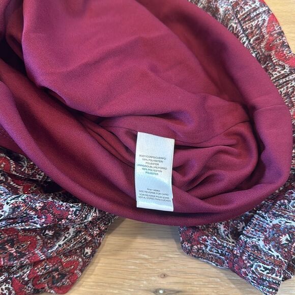 JULIA JORDAN
Ruffle Yoke Tie Neck Long Sleeve dress - Picture 3 of 3